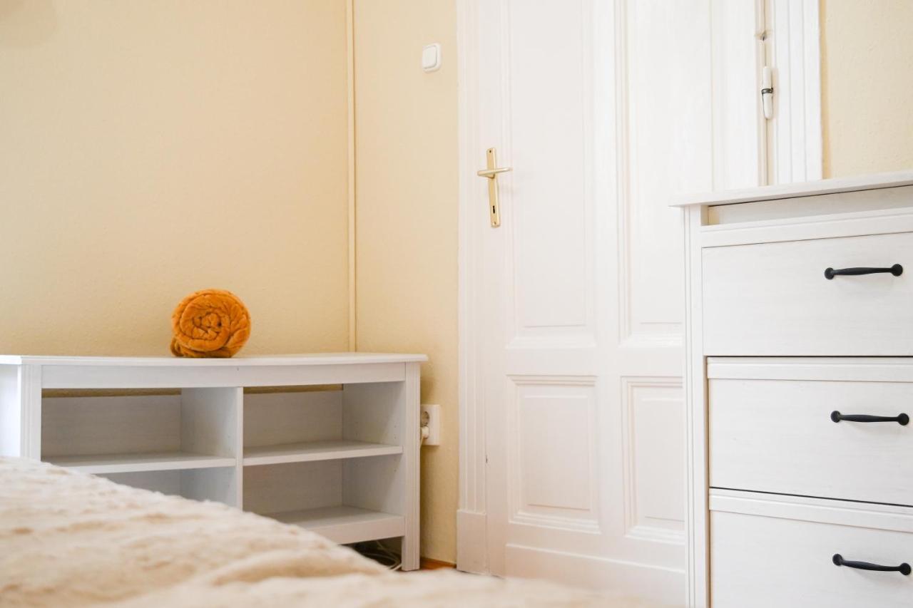 Your Home In Budapest: Cozy, Central & Silent Exterior foto